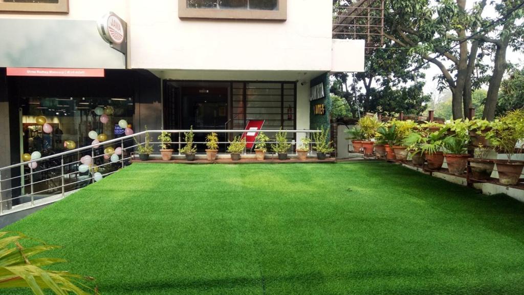 Alankrita Suites & Party Halls Meerut Buitenkant foto