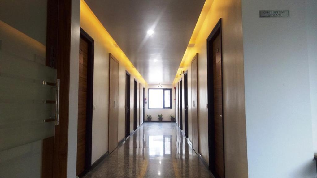 Alankrita Suites & Party Halls Meerut Buitenkant foto