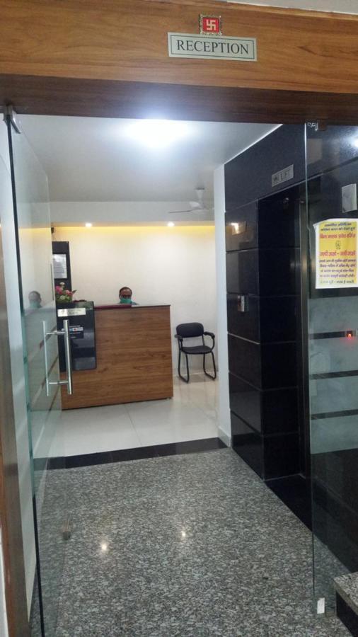 Alankrita Suites & Party Halls Meerut Buitenkant foto